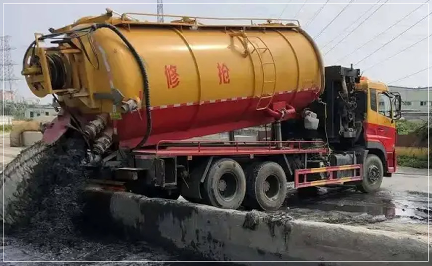 正镶白沉淀池清理案例
